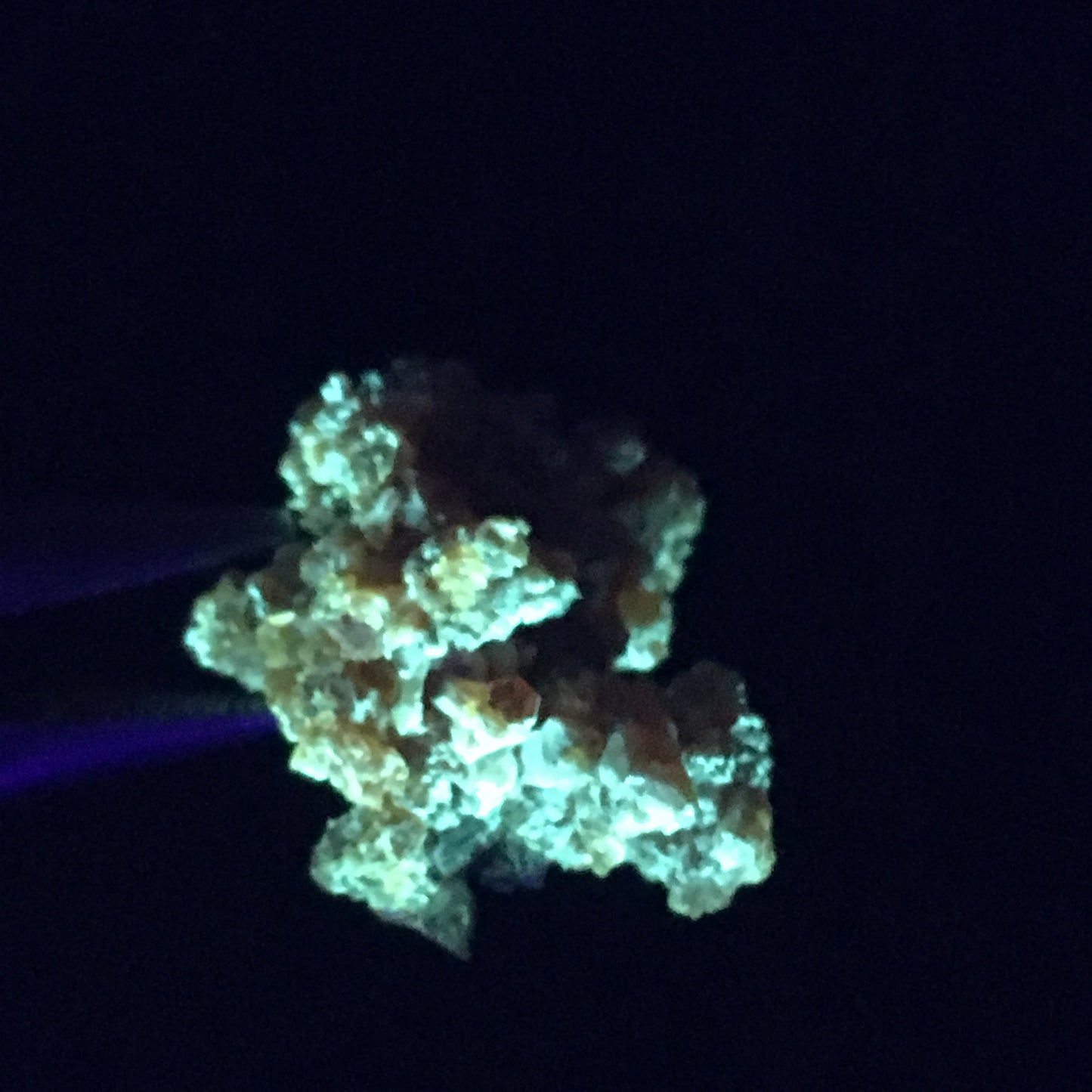 AAA Quality Red Zincite UV Reactive