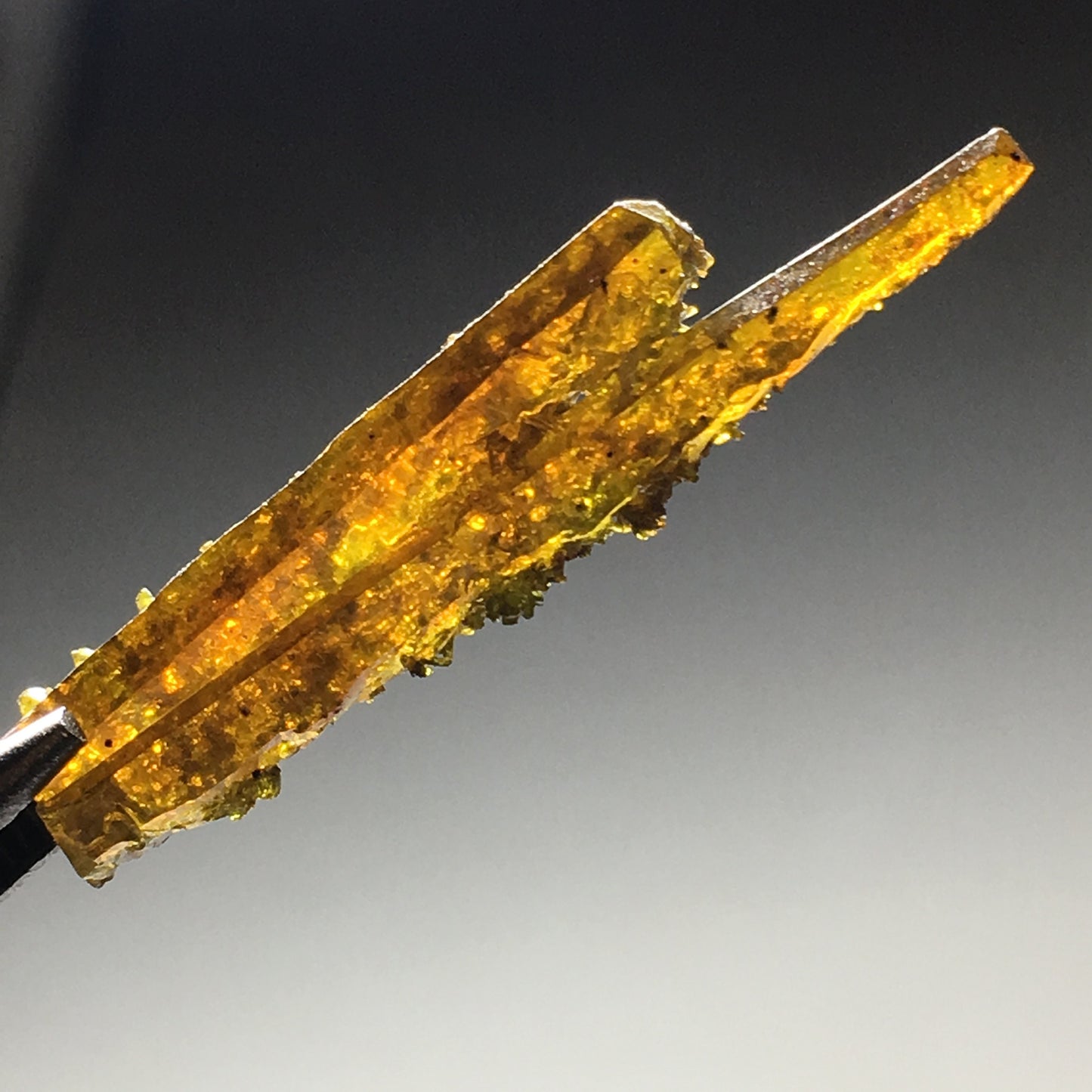 NICE 1.5" Orange Long Twin Zincite Crystal