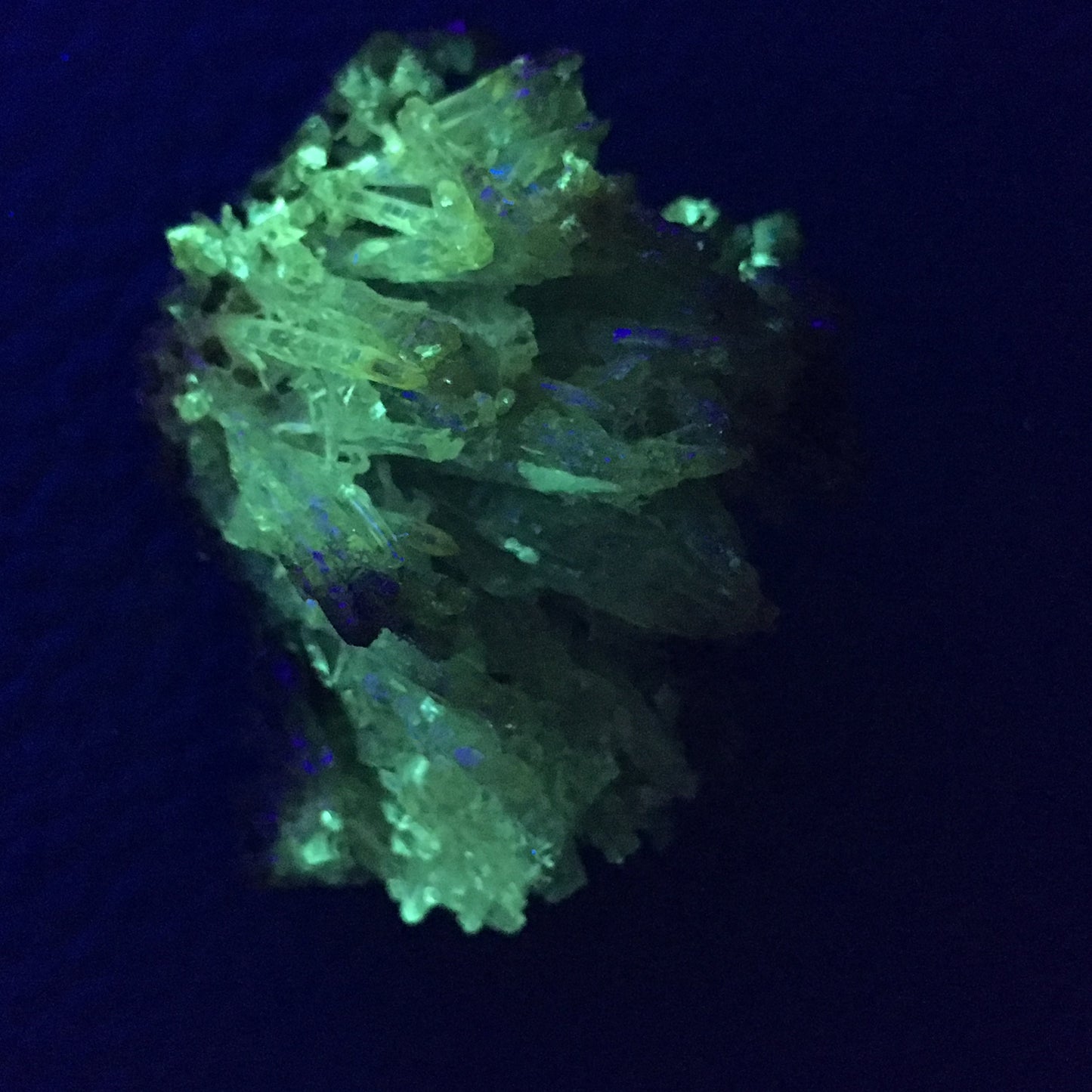 40g Zincite Cluster