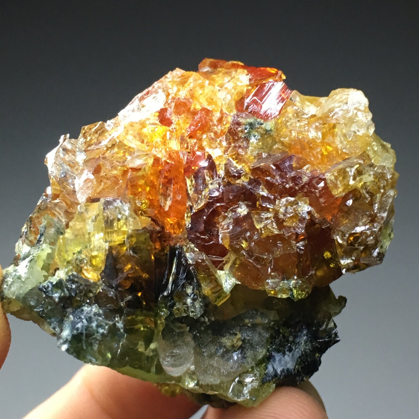 138 gram Gem-Quality Multicolor Zincite Clear/Yellow/Green/Orange/Red