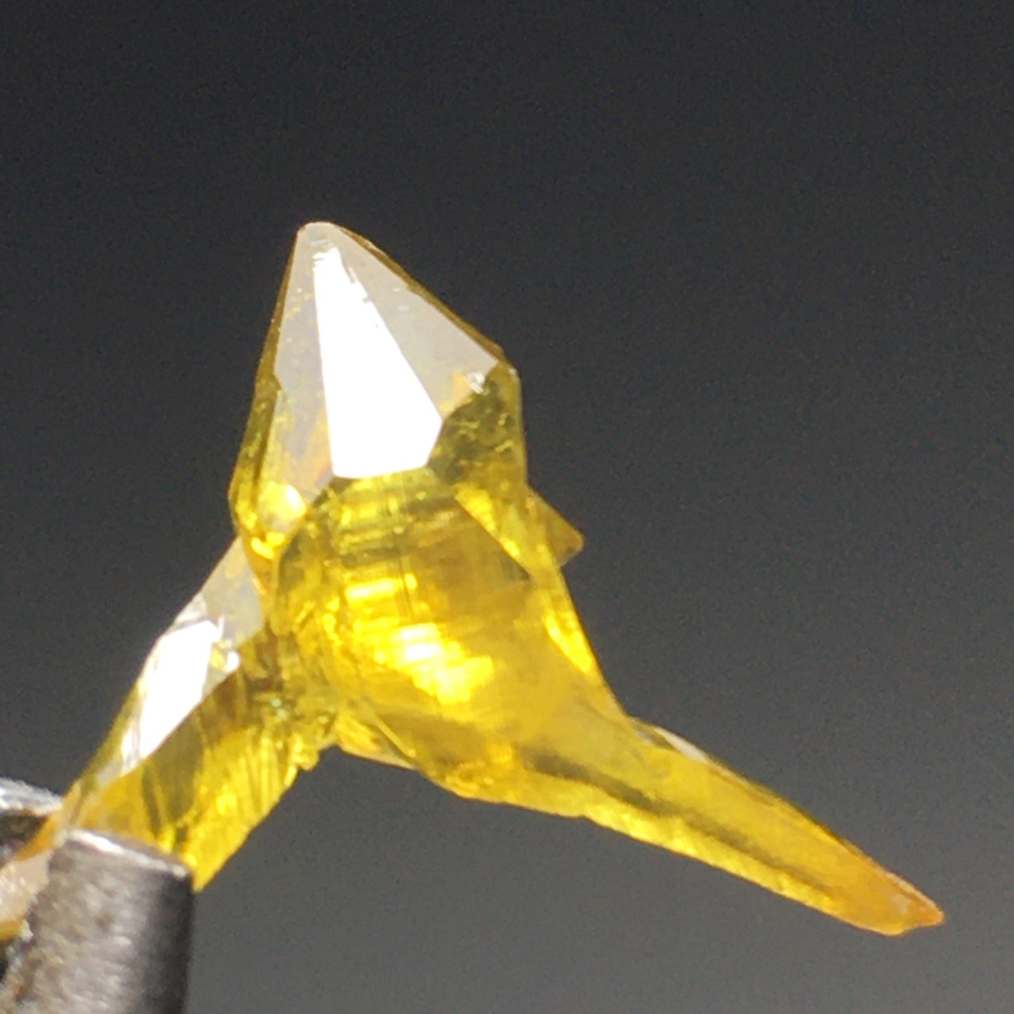 Terminated gem Zincite