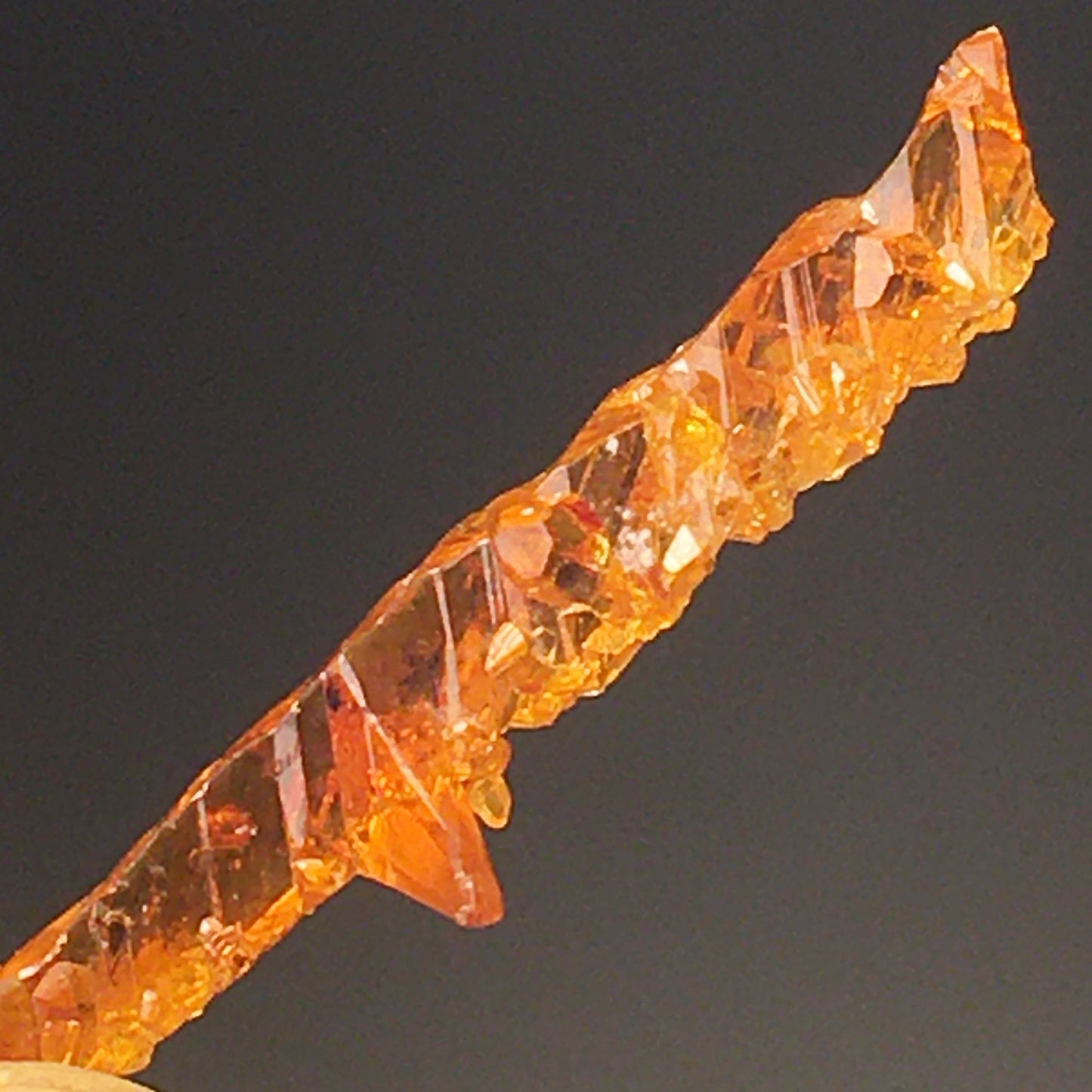 AAA+++ Vibrant Orange Zincite