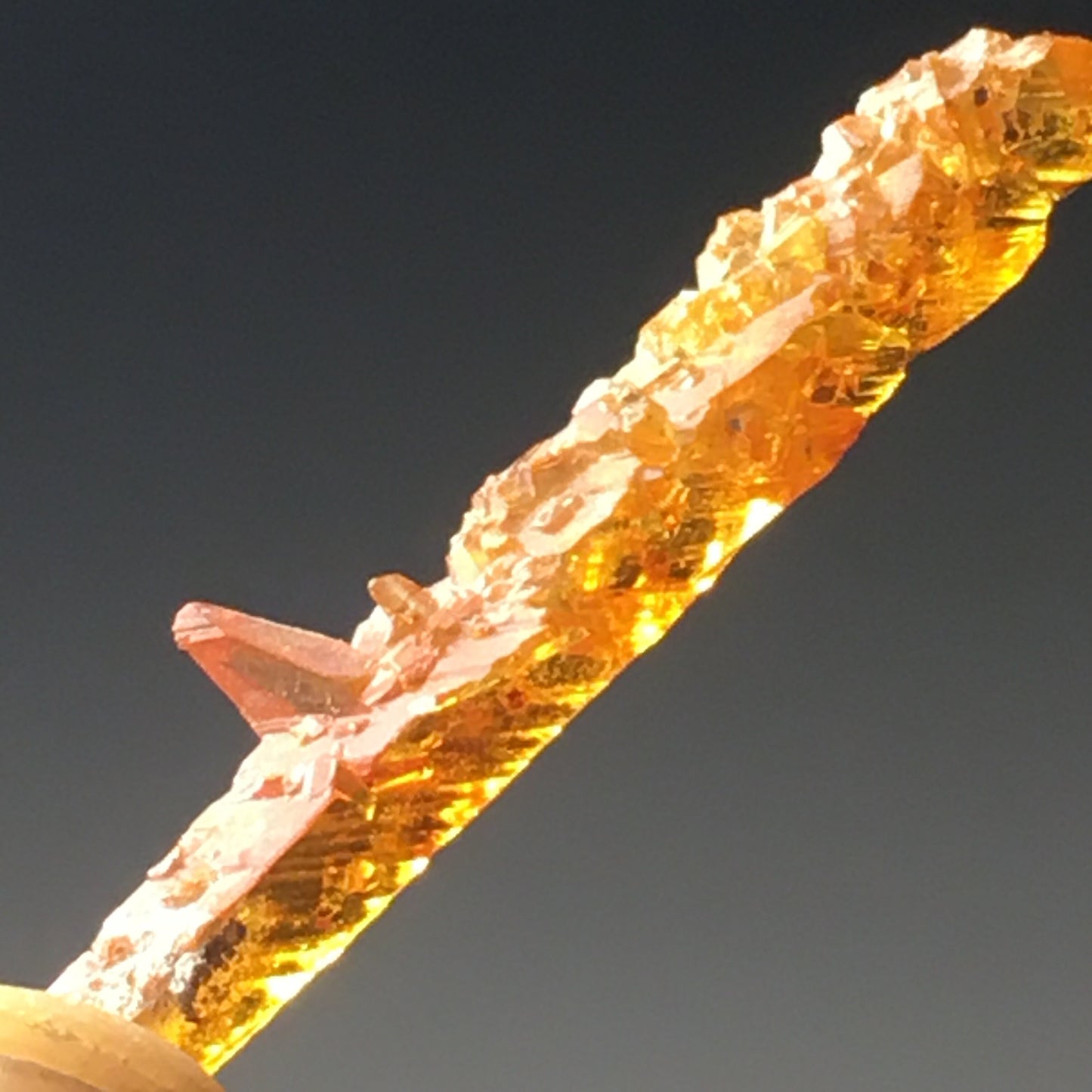 AAA+++ Vibrant Orange Zincite