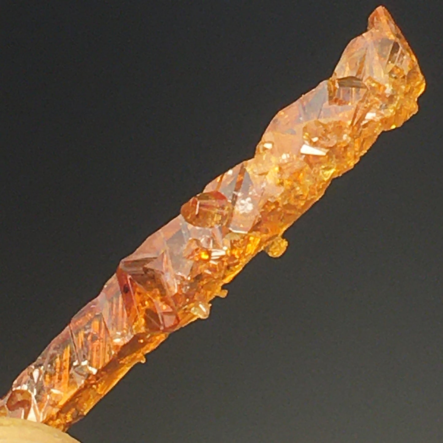 AAA+++ Vibrant Orange Zincite