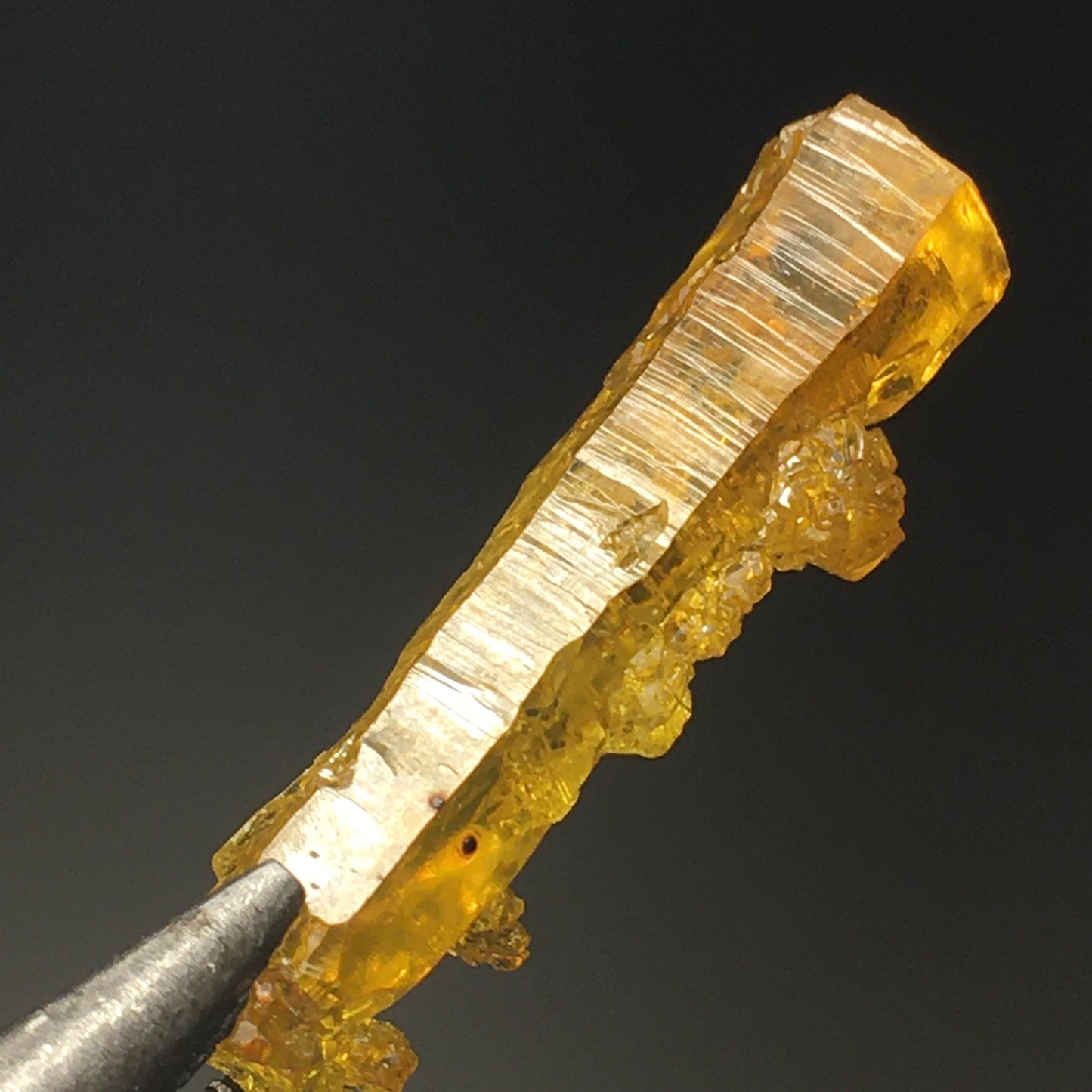 BIG Yellow Zincite