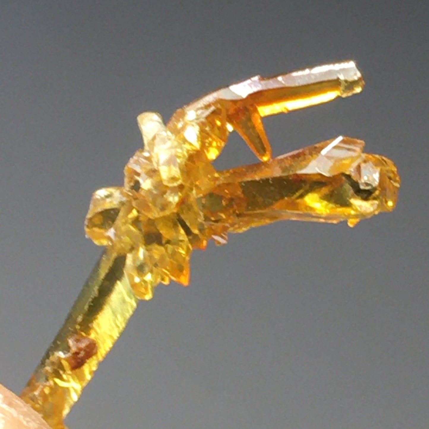 17.5 Gram Lot of Zincite Crystal Clusters (16 Crystals)