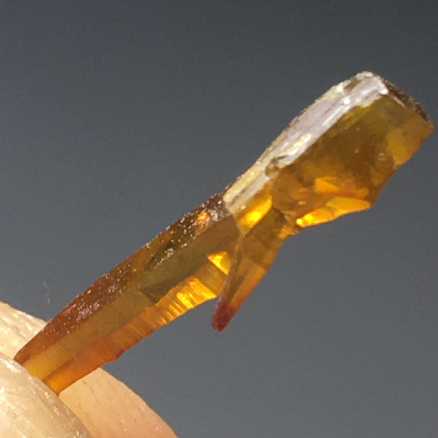 17.5 Gram Lot of Zincite Crystal Clusters (16 Crystals)