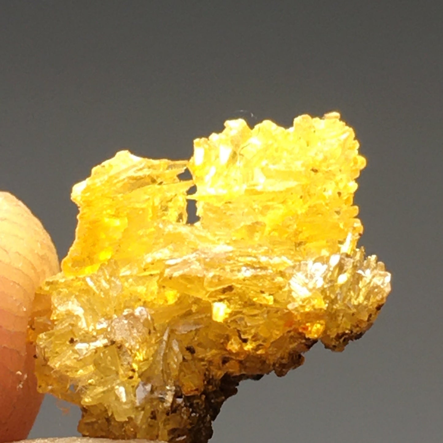 34.3 Gram Lot of Zincite Crystal Clusters (20 Crystals)