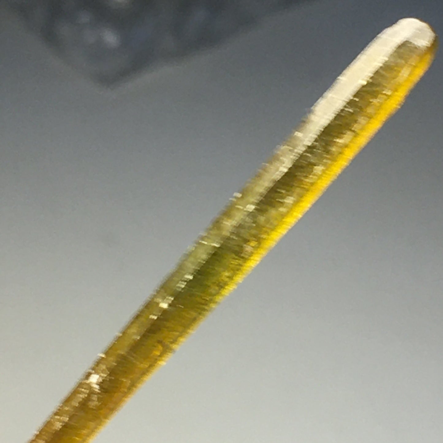BIG 2+" Yellow Zincite Point
