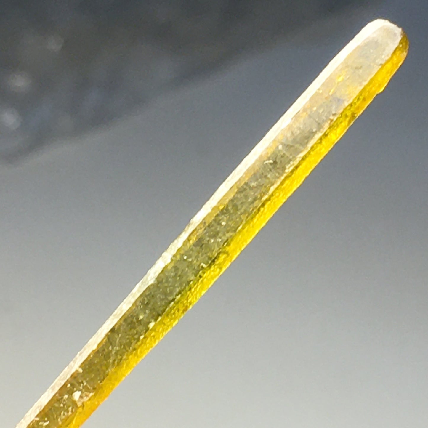 BIG 2+" Yellow Zincite Point