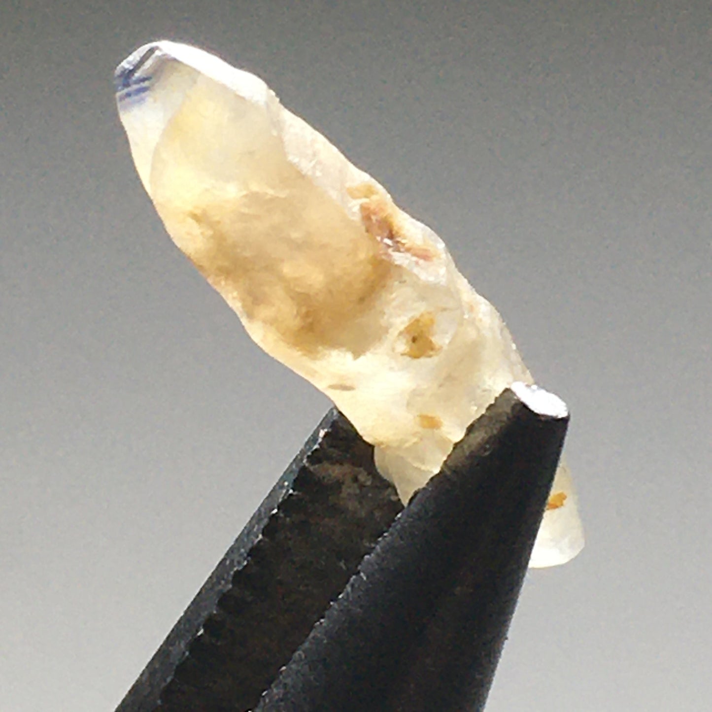 White with Blue Tip Ceylon Sapphire Natural  3.27 ct