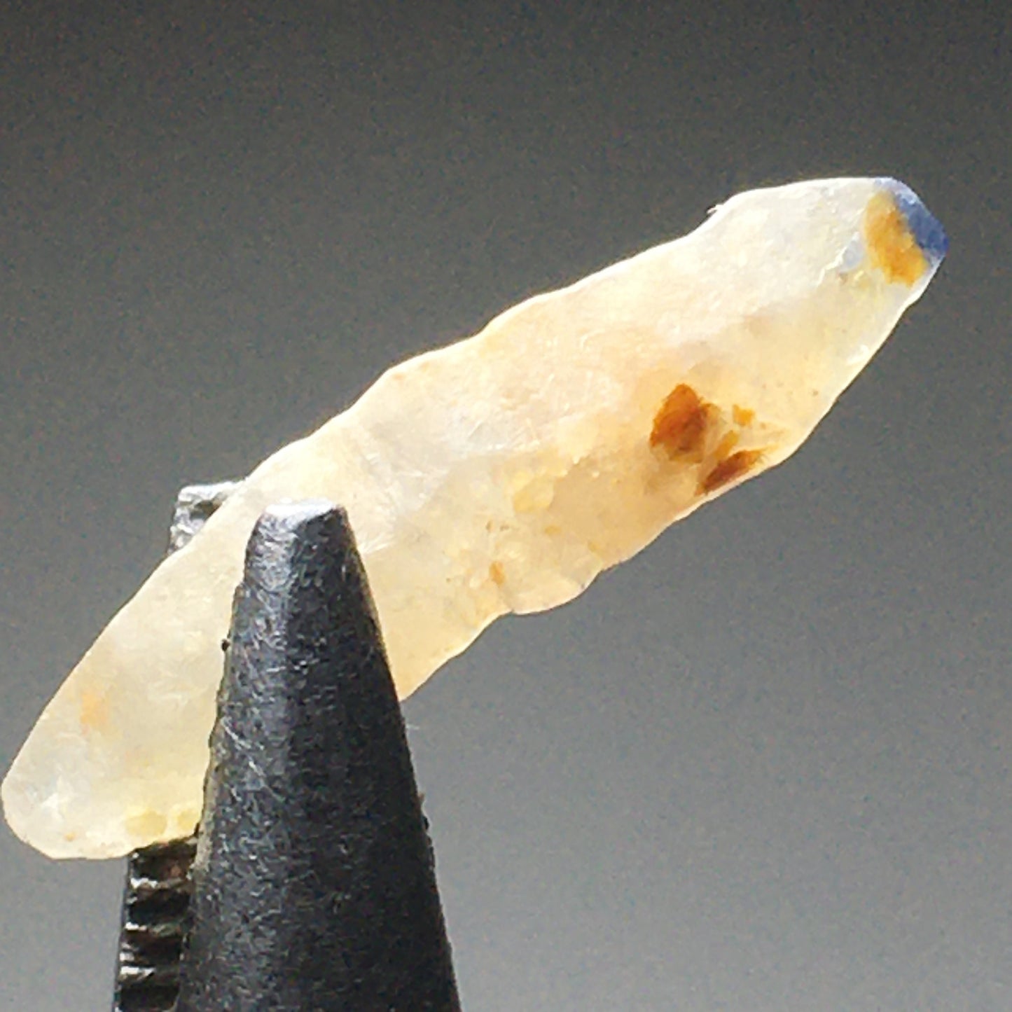 White with Blue Tip Ceylon Sapphire Natural  3.27 ct