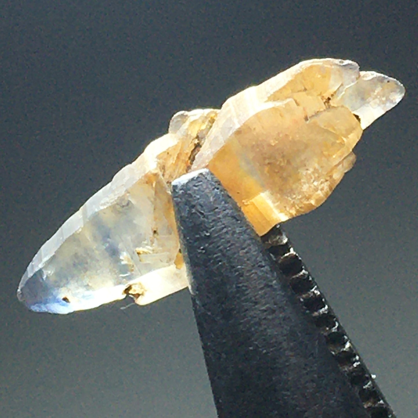 Ceylon Sapphire Natural  2.125 ct