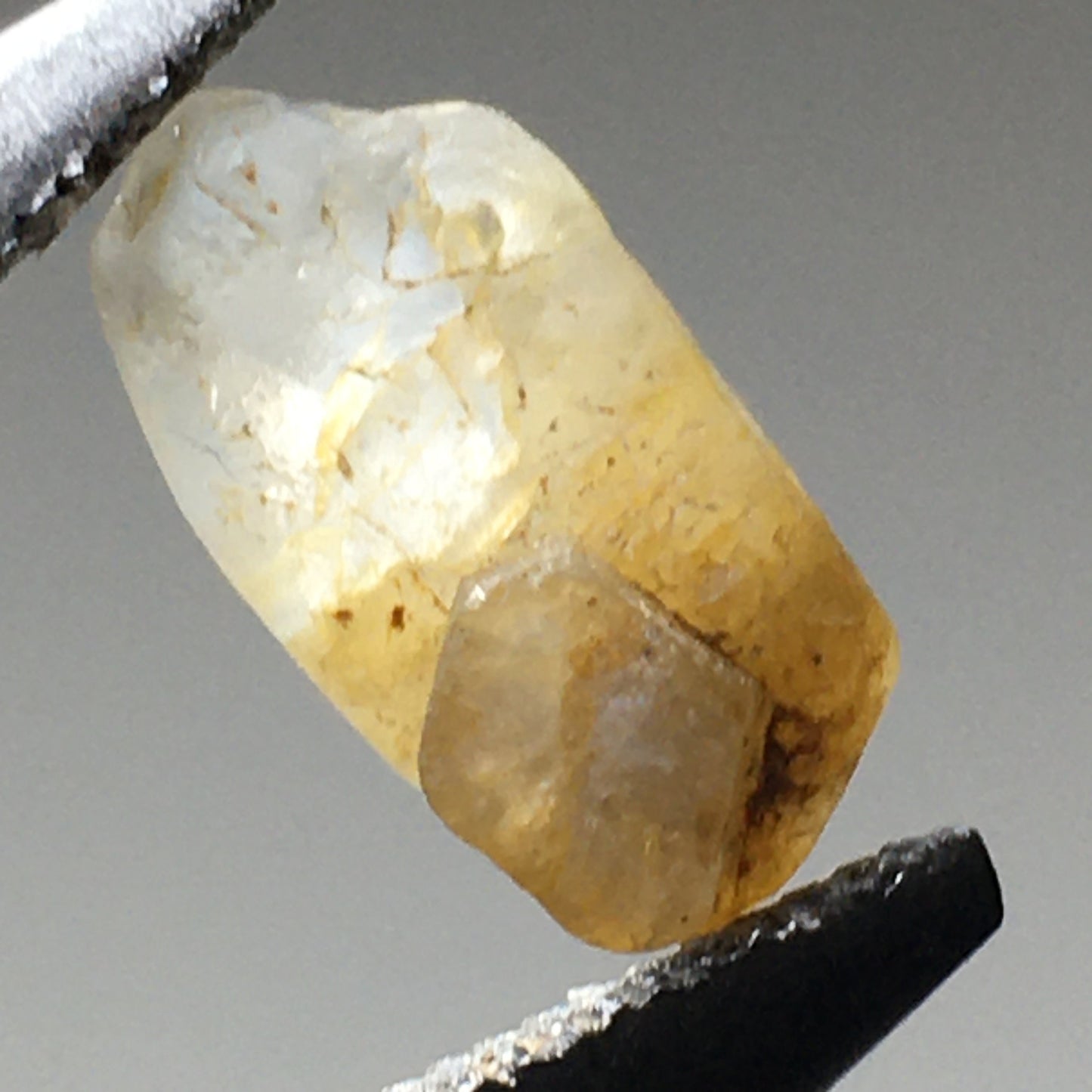 Ceylon Sapphire Natural  4.8 ct