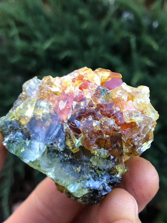 138 gram Gem-Quality Multicolor Zincite Clear/Yellow/Green/Orange/Red